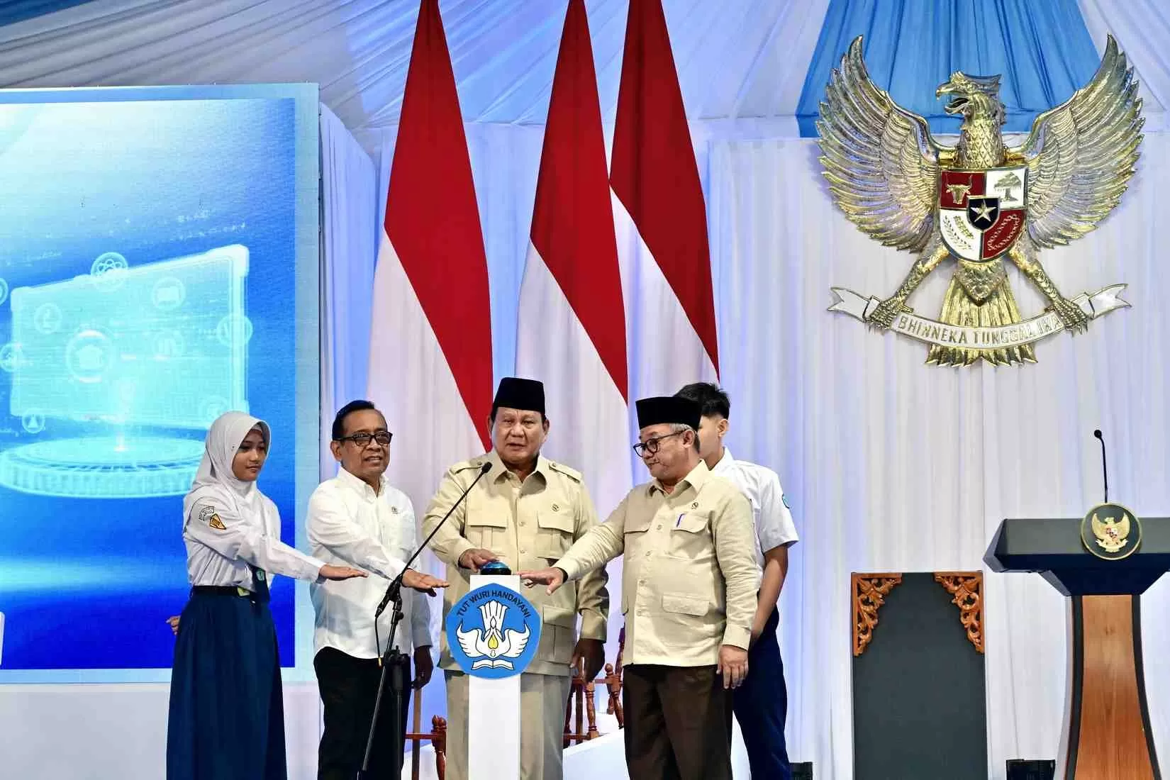 Pemerintah Luncurkan Program Digitalisasi untuk Tingkatkan Pelayanan Publik